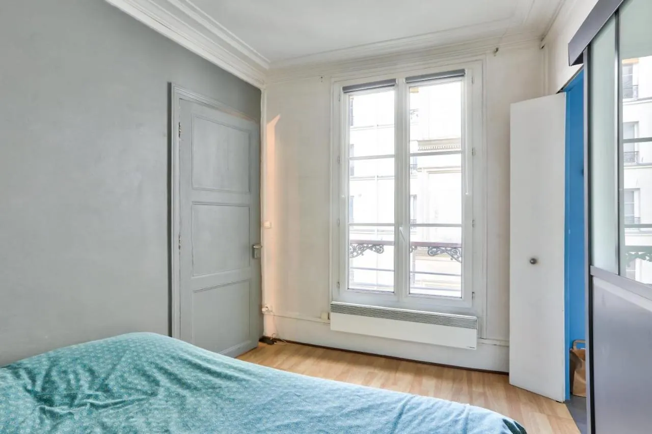 Cozy Apartment For 2 People - Paris 05 France